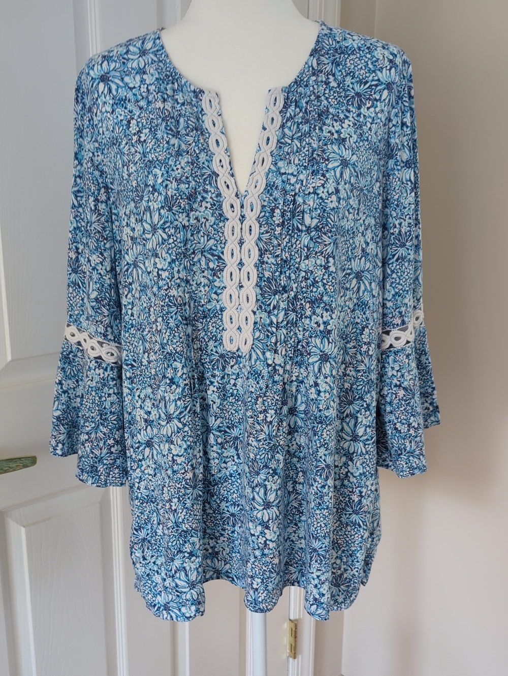 Lilly Pulitzer Blue Floral Lace-Trim Tunic